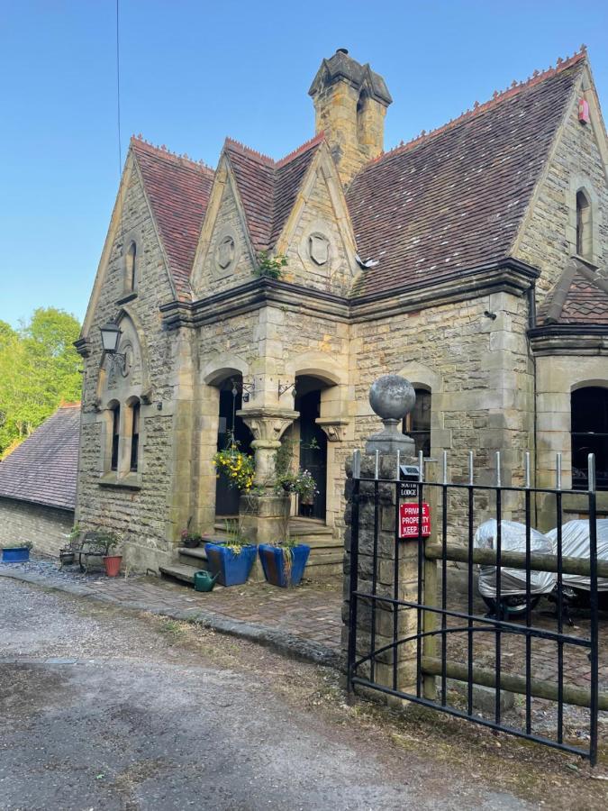 South Lodge House Dormansland Bagian luar foto